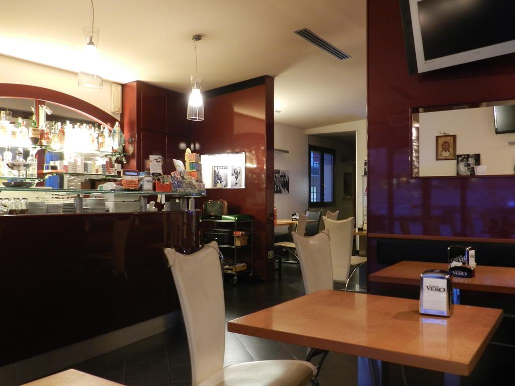 Locanda Trattoria Caffe Cavour Cittadella Eksteriør bilde